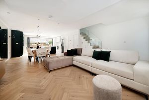 Photo 1- click for photo gallery